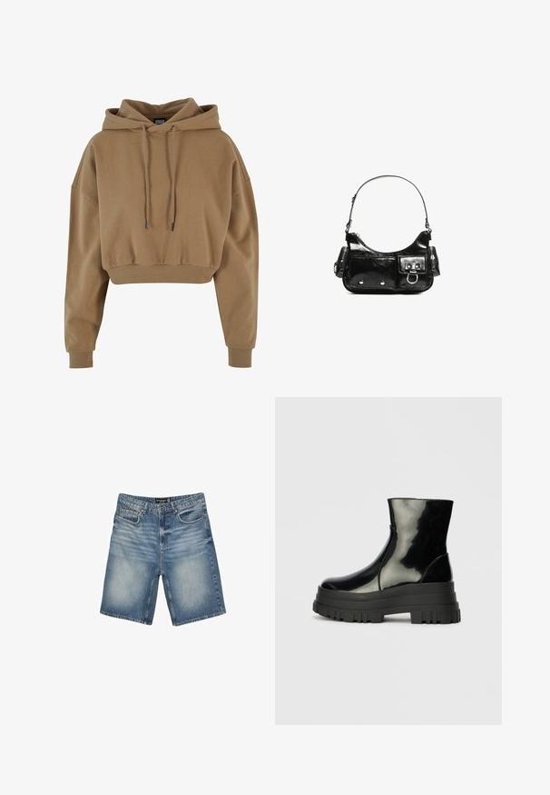 Hnědá zkrácená mikina s kapucí vyrobená z měkké látky. Obsahuje kapuci se stahovací šňůrkou a ribbované manžety s uvolněným střihem.; Džínové šortky v světle modré barvě, s páskem s poutky, pěti kapsami a mírně vybledlým vzhledem pro opotřebovaný efekt.; Černá lesklá kotníková bota s robustní podrážkou a zaoblenou špičkou, boční pohled na jednolitém světle šedém pozadí.; Černá lakovaná kožená kabelka s křivkovým tvarem, jedním ramenním popruhem, předními kapsami a stříbrnými kovovými detaily.
