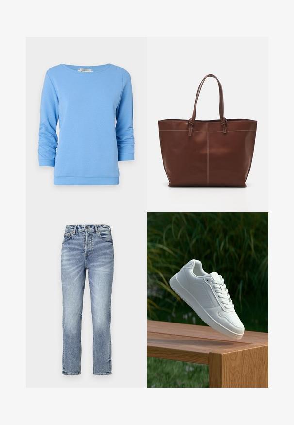 Felpa azzurra chiara in cotone testurizzato. Presenta un colletto a barca, maniche lunghe con polsini arrotolati e un orlo a costine.; Jeans in denim azzurro chiaro, con vestibilità dritta, vita alta, trama sbiadita e cinque tasche. Presentano chiusura con bottone metallico e zip.; Sneaker bianco con tomaia in sintetico liscio, punta perforata, lacci piatti e suola testurizzata, esposto su una superficie di legno.; Borsa tote in vera pelle marrone con doppie maniglie, presenta cuciture a contrasto e un design spazioso, adatta per l'uso quotidiano.
