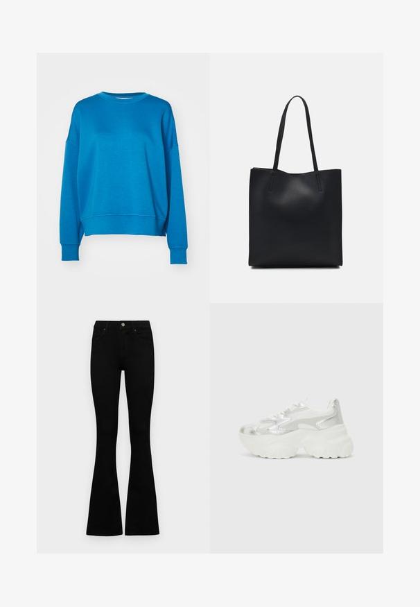 Modrá mikina s volným střihem, kulatým výstřihem a širokými rukávy. Vyrobena z měkké látky s ribbovanými manžetami a lemem.; Černé vysoké džíny s knoflíkem a zipovým zapínáním, předními kapsami a rozšířenými nohavicemi, ležící na bílé podložce.; Stříbrné tenisky s texturovaným síťovým svrškem a iridescentními akcenty, s robustní bílou podrážkou a šněrováním.; Černá kožená taška přes rameno s hladkým povrchem, obdélníkovým tvarem a dvěma dlouhými uchy. Žádné viditelné kování ani ozdoby.