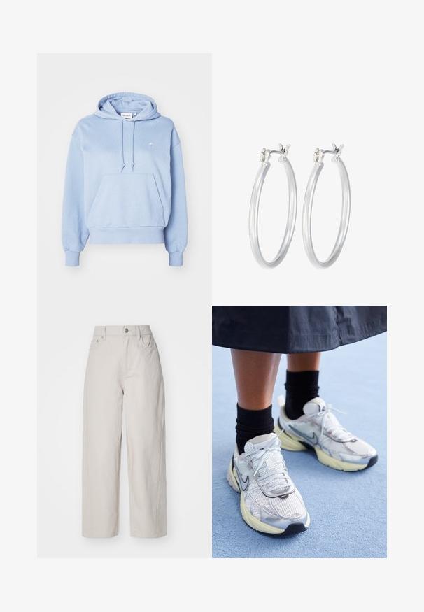 Hele sinine kapuutsiga sviiter, mis on valmistatud pehmest kangast, esiosa tasku, reguleeritava kapuutsiga ja rinnal on väike tikandiga logo.; Beez värvi laiad puuvillased püksid kõrge vöökoht, nupuga ja tõmblukuga kinnitamine ning neli taskut; sile tekstuur denimpinnaga.; Valged ja hõbedased Nike tennisajalatsid, millel on võrgukangas, peegeldavad detailid ja beež tald. Kantud mustade sokkidega, seisab sinisel pinnal.; Hõbedased rõngaskõrvarõngad, millel on sile, läikiv viimistlus. Ümmargune kuju ja turvaline klõpsulatus. Kerge disain, sobib igapäevaseks kandmiseks.