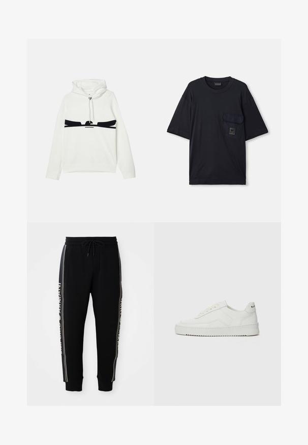 Balta kapuce džemperis ar kengura kabatu, kurā ir melns grafiskais dizains uz krūtīm un metāla stringa regulētājs.; Melnas īsām piedurknēm kreklu ar apaļu kakla izgriezumu un kabatu uz kreisā krūšu, kas ļauj redzēt nelielu taisnstūra formas logo plāksteri.; Melnas sporta bikses ar elastīgu jostasvietu, auklu, sānu kabatām, ribotām piedurknēm un baltu "Emporio Armani" tekstu gar sānu svītrām.; Baltas ādas sneakers ar gludu virsmu, apaļu pirkstu daļu, plakaniem šņorēm un teksturētu zoli. Satur diskrētu logotipu uz papēža.