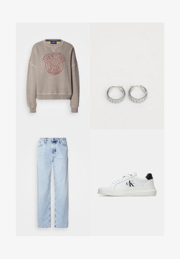 Szürke pulóver puha anyagból, kerek nyakkivágással. Jellemzője egy piros kör alakú nyomat, melyen az áll: "TWENTY TWO SCOTCH & SODA AMSTERDAM." Bordás mandzsetták.; Egy világos kék, bő szárú farmernadrág, magas derekú, elhalványult mosással és finom batikolt mintával az elején.; Fehér alacsony szárú edzőcipő fekete saroktabbal, platform talppal, fűzőkkel és Calvin Klein "CK" logóval az oldalán.; Ezüst fülbevalók, texturált mintával, függőleges barázdákkal. Kerek forma, biztos záródással. Sima felület.
