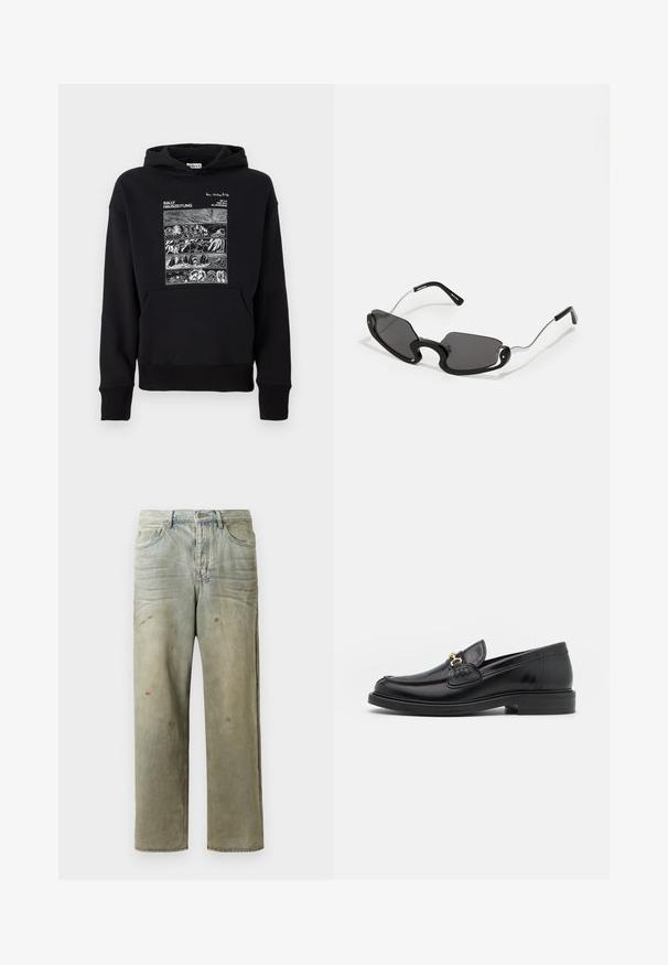 Zwarte hoodie met een voorzijde witte grafiek die vier horizontale panelen met natuurscènes toont, met de tekst "BALLY HAUSZEITUNG," en een kangoeroezak.; Verweerde denim jeans in lichtgroen, met een rechte pijp, vijf-pocket ontwerp en ongelijkmatige vervaging met verfspatten.; Zwarte leren instappers met een ronde neus, voorzien van een gouden hardware accent en stikdetails, geplaatst op een lage, getextureerde rubberen zool.; Zwarte zonnebril met een unieke schildvorm, voorzien van donkere lenzen en dunne zilveren metalen armen. De montuur heeft afgeronde accenten en een gedurfd ontwerp.