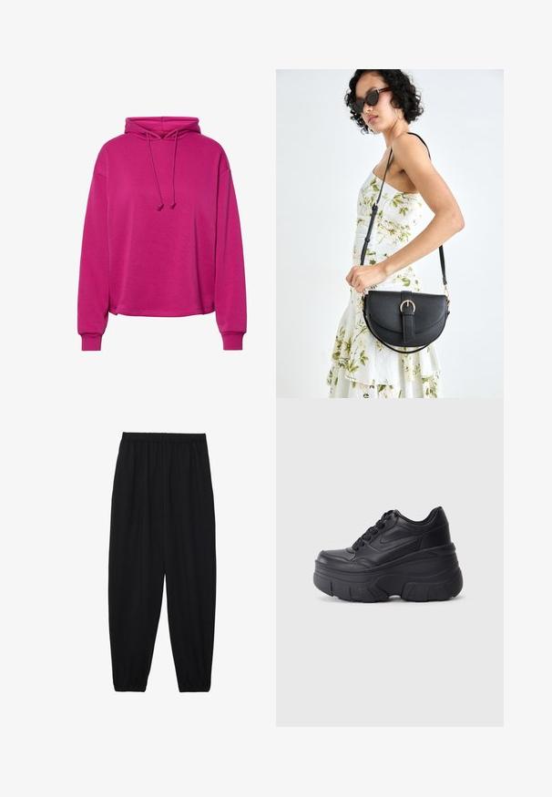 Púder rózsaszín kapucnis pulóver puha anyagból. Lazán illeszkedő fazon, nyaknál zsinórral, és bordázott mandzsettákkal rendelkezik. Sima tapintású.; Fekete, könnyű nadrág elasztikus derékkal és ráncolt bokákkal. Az anyag sima és laza, szűkített dizájnnal rendelkezik.; Fekete fűzős sportcipők vastag talppal, sima bőrből készült felső résszel, kerek orral és jellegzetes, réteges platform dizájnnal.; Fekete bőrtáska ívelt formával, levehető pánttal és arany színű fémrészekkel. A táskán egy csattal díszített fedél található.