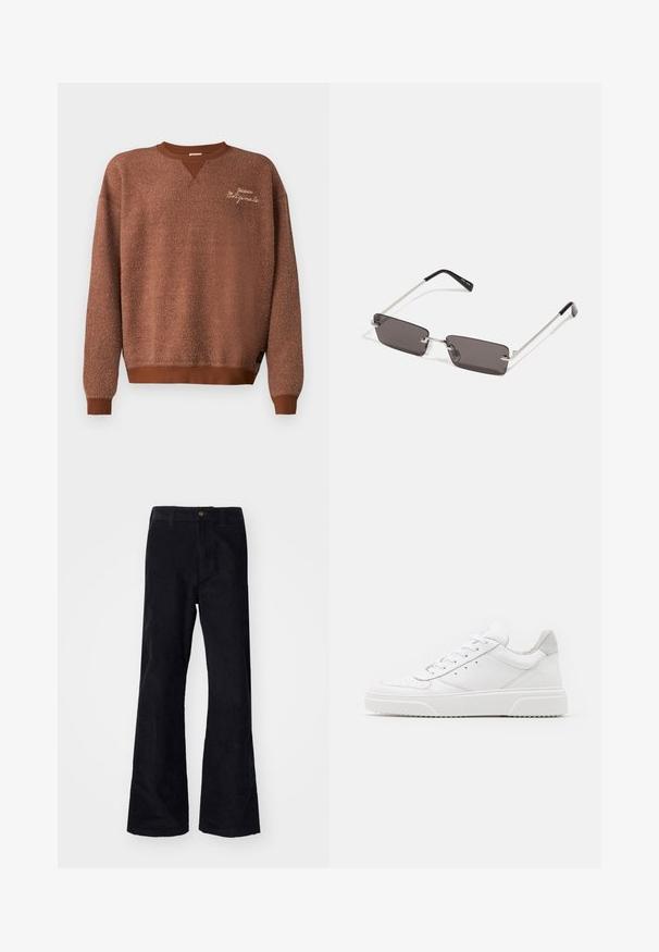 Felpa marrone con una finitura testurizzata, caratterizzata da un design a V e polsini a costine. Etichetta ricamata con la scritta "Guess Originals."; Pantaloni neri a zampa d'elefante in cotone con un cinturino tradizionale, bottone frontale singolo e tasche ai lati e sul retro. Tessuto liscio.; Sneaker bianche in pelle con finitura liscia, punta arrotondata, lacci piatti e suola texturizzata. Accento in suede grigio sul tallone.; Occhiali da sole con lenti rettangolari di colore grigio scuro, montatura in metallo argentato e punte nere in plastica sulle asticelle. Design leggero con cuscinetti per il naso.