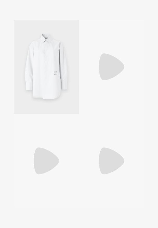 Valge pikakä sleeve shirt, mis on valmistatud kerge kangast; omab nööpidega krae, lõdva istuvuse ja trükitud logo detaili külgedel.; Lühike teksaseeliku disain, millel on trükitud sinine teksakangas, valge pingutuspael, oranž õmblemine ja külgsildu omadused.; Must musta jalatsid terava ninaga, õhukese stiletto kontsaga ja siledast nahast. Minimalistlik disain ilma nähtava riistvarata või aksessuaarideta.; Must ja pehme nahast kott, millel on unikaalne keerdkujuline disain. Omab lühikest kätset ja eemaldatavat õlarihma. Minimalistlik stiil.