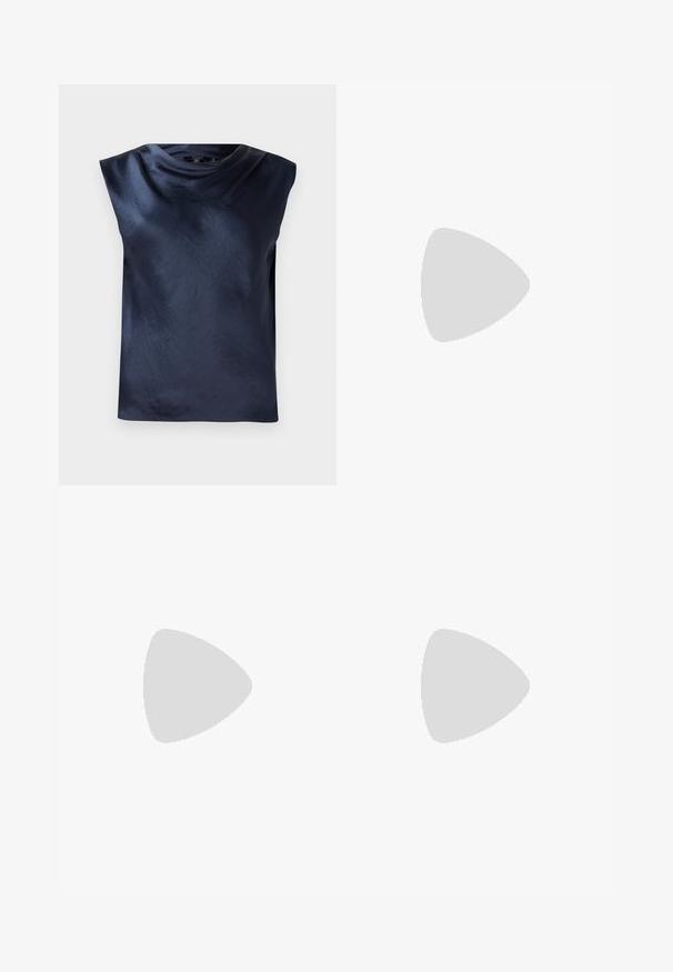 Námornícky modrý top bez rukávov s návrhom s cowl krkom, vyrobený z hladkej, mierne lesklej látky, s uvoľneným strihom a bez viditeľných kovových súčiastok.; Biele, široké nohavice s hladkou textúrou, s prednými plisami a klasickým pásom, navrhnuté pre upravený vzhľad.; Paul Smith TOPANGA - Balerínky - black; Čierna kožená peňaženka so štíhlym obdĺžnikovým tvarom, so zlatým logom. Obsahuje odnímateľný popruh pre pohodlné nosenie.