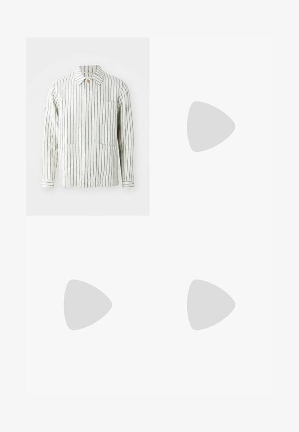 NN.07 OLAV - Chemise - oat; NN.07 ADAM - T-shirt basique - white; NN.07 KAY  - Pantalon classique - oat; Filling Pieces LOW TOP RIPPLE UNISEX - Baskets basses - black/white