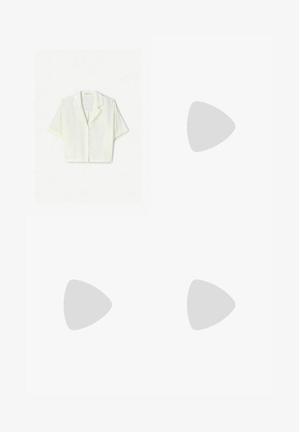 Korte mouw, cropped shirt gemaakt van lichtgewicht, gestructureerde witte stof met een puntige kraag en knoopsluiting aan de voorkant.; Olijfgroene wijde broek gemaakt van een lichtgewicht stof, met een elastische tailleband en een trekkoord, en een gladde, textuurafwerking.; Bruine sneaker met gele strepen, met een gestructureerde bovenkant en een contrasterende gumzool. Vetersluiting met gewatteerde kraag en tong.; Bruine leren tote bag met een gladde textuur, een ontwerp met een open bovenkant en twee schouderbanden. Kenmerkt zich door minimale stiksels en geen zichtbare hardware.