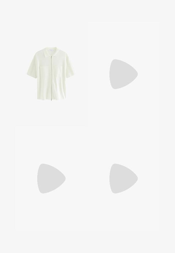 Hihaton, valkoinen vetoketjupaita, joka on valmistettu tekstuurista kankaasta. Paidassa on kauluksellinen kaula-aukko ja kaksi etutaskua, joissa on neliönmuotoiset läpät.; Musta puuvillashortsit, joissa on elastinen vyötärö ja nyöri. Ominaisuuksiin kuuluu etutasku ja sileä, pehmeä rakenne. Klassinen urheilullinen muotoilu.; Valkoiset urheilukengät, joissa on teksturoitu neulepinta, litteät nauhat ja pehmustettu pohja, jossa on näkyvät ilmakammiot lisätuen tarjoamiseksi.; Pyöreät aurinkolasit, joissa on läpinäkyvä kehys, vaalean vihreät linssit ja ohuet, kirkkaat saranaosat. Kehyksessä on hienovaraisia metallisosia.