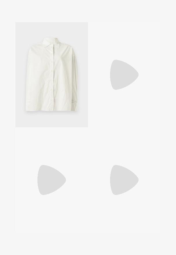 CLOSED CAPE SHIRT - Bluza z gumbi - white; Široke hlače iz temnorjavega denima, z visokim pasom, dvema sprednjima žepoma in kontrastnimi šivi.; Loaferji v leopardjem vzorcu z mehkim teksturo, okroglo obliko, črnimi vezalkami in zlatimi očesci, s ploskim gumijastim podplatom.; CLOSED CLOSED ONE  - Torba čez telo - black