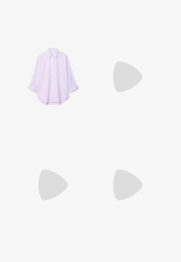 Svetlo vijoličasta srajca s kragnjo, dolgimi zavihanimi rokavi in ukrivljenim robom. Narejena iz gladkega, lahkotnega materiala.; Črne poliesterske culotte hlače z elastičnim pasom, dvema sprednjima nabiranjema in ohlapnim krojem. Brez vidnih vzorcev ali kovinskih detajlov.; Vijolične in roza superge z gumijastim podplatom, ki imajo teksturirano površino, vezalke in zlat brand na strani. Bele hlače kontrastirajo s čevlji.; Črna usnjena torba s svilnato teksturo, pravokotne oblike in dvema dolgima ročajema. Brez vidnih metalnih delov ali okrasnih elementov.