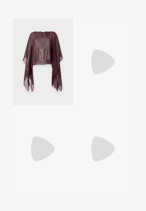Burgundy läpiphihalla varustettu huppari, jossa on leveät hihat ja yläsuora kaula-aukko. Kevyt, lentoisa kangas luo rentoa, kerroksellista siluettia. Ei kuvioita tai varusteita.; Beige pleated shorts with a straight cut, featuring belt loops and side pockets. Made from smooth, lightweight fabric.; Mokasin rendah dengan tumit hitam bertumpuk, bagian atas dari kain bercetak hewan berwarna beige dan coklat, serta tali dekoratif di bagian vamp.; Kolme rengasta: harjatusta kullasta valmistettu kaistale, musta kiiltävä kaistale ja leveä rengas, jossa on ruskea ja valkoinen sahalaitakuviot.