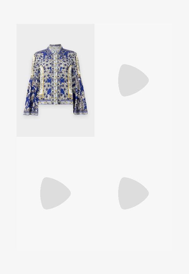 Alice + Olivia MICAH MUSCLE TANK - Top - twist and shout; Blue and white blouse featuring floral patterns, a collar, and flared sleeves, made from lightweight fabric with a smooth texture.; Blue wide-leg denim jeans with belt loops, a button closure, and visible stitching details on a white background.; White ribbed cropped t-shirt, light blue wide-leg jeans, and white sneakers. Holding a green and white striped tote bag.