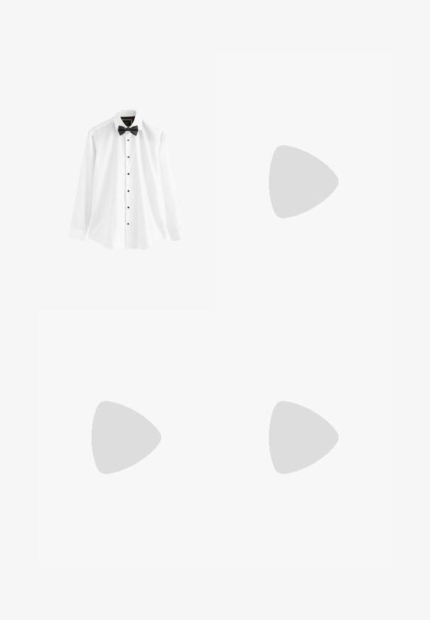 Hvid skjorte lavet af bomuld, med lange ærmer, en sort butterfly og sorte knapper foran.; Beige linned joggers med elastisk talje og justerbar snøre, med elastiske manchetter og en afslappet pasform. Glat tekstur.; Lys beige loafers med spids tå, glat materiale, en rem over vampen og en lav brun sål. Simpelt design med minimale detaljer.; Guldmetal aviator solbriller med store mørkegrønne linser, der har en tynd ramme og gennemsigtige næsepuder for komfort.
