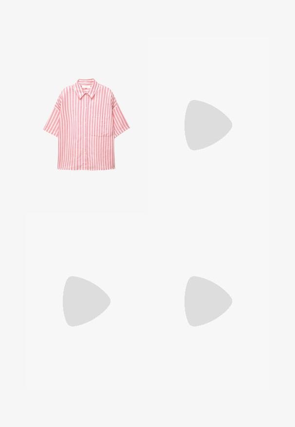 Zwei ärmellose, gerippte Cropped Tops, eines in Hellgrün und eines in Hellrosa, die eine weiche Textur und runde Ausschnitte präsentieren.; Kurzärmeliges Hemd mit Knöpfen in rosa und weißen vertikalen Streifen, mit einer Brusttasche und einer weichen Stofftextur. Lässiger Kragen. ; Weißer Maxiskirt aus Spitze mit einem strukturierten Muster, elastischem Bund und fließender Form. Der Stoff wirkt leicht und luftig.; Leichte Sneaker mit einem Obermaterial aus Mesh und Wildleder in sanften Cremetönen, einer dicken Sohle und dreidimensionalen Akzenten.; Runder geflochtener Korb aus natürlichem Rattan mit einem braunen Lederelement, das eine kreisförmige Aussparung und cremefarbene Nähte aufweist; beinhaltet einen braunen Trageriemen.