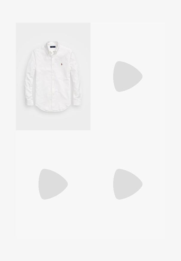 Beige Baumwoll-T-Shirt mit kurzen Ärmeln, Rundhalsausschnitt und kleinem weißen Drucklogo auf der oberen Brust.; Weißes Hemd mit Knöpfen aus Baumwolle, mit langen Ärmeln, abgerundetem Saum und einem kleinen gestickten Logo auf der Brust.; Hellblaue Slim-Fit-Jeans mit leichtem Verblassen an den Oberschenkeln, vorderem Knopfverschluss, Gürtelschlaufen und Fünf-Taschen-Stil auf einem weißen Hintergrund.; Graue Sportausstattung mit einem Obermaterial aus Wildleder und Textil, weißem Nike-Swoosh und weißen Schnürsenkeln. Verfügt über eine strukturierte Gummisohle und einen gepolsterten Kragen.