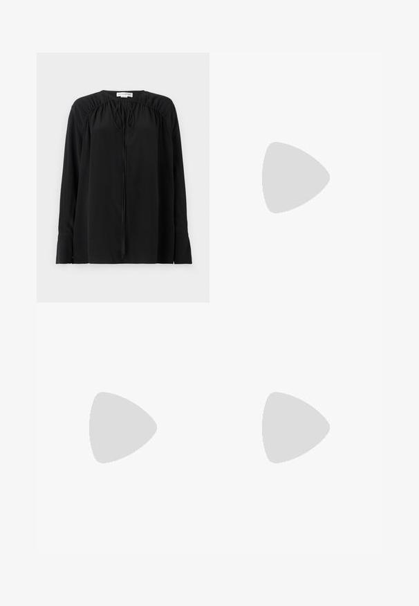 Victoria Beckham SLOGAN TANK - Top - white; Victoria Beckham GATHER DETAIL TIE - Blouse - black; Victoria Beckham SINGLE PLEAT TROUSER - Trousers - papaya; Black leather ballet flat with a rounded toe, smooth texture, minimal stitching detail, and a flexible sole design.