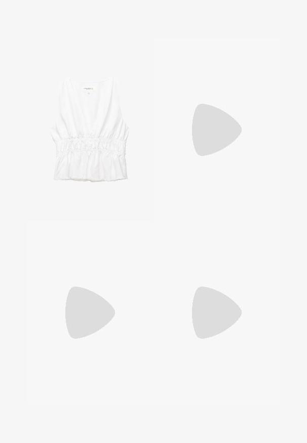 Biała bezrękawnik z głębokim dekoltem w serek, marszczonym elastycznym pasem i postrzępionym dołem. Wykonana z lekkiego, teksturowanego materiału.; Białe spodnie o szerokich nogawkach wykonane z miękkiego materiału. Posiadają elastyczny pas ze sznurkiem i gładką teksturę. Brak widocznych wzorów lub elementów metalowych.; Tanowe zamszowe kowbojki z wąskim noskiem, haftowanymi spiralnymi wzorami i średniej wysokości blokowym obcasem. Wysoka cholewka z pętlą do zakupu na górze.; Okulary przeciwsłoneczne w kolorze żółwia z owalnymi oprawkami, ciemnozielonymi soczewkami i smukłymi zausznikami. Posiadają subtelne logo na zauszniku.; Brązowa skórzana torebka z okrągłym uchwytem, subtelną fakturą i złotymi detalami; zawiera odpinany pasek na ramię oraz metkę.