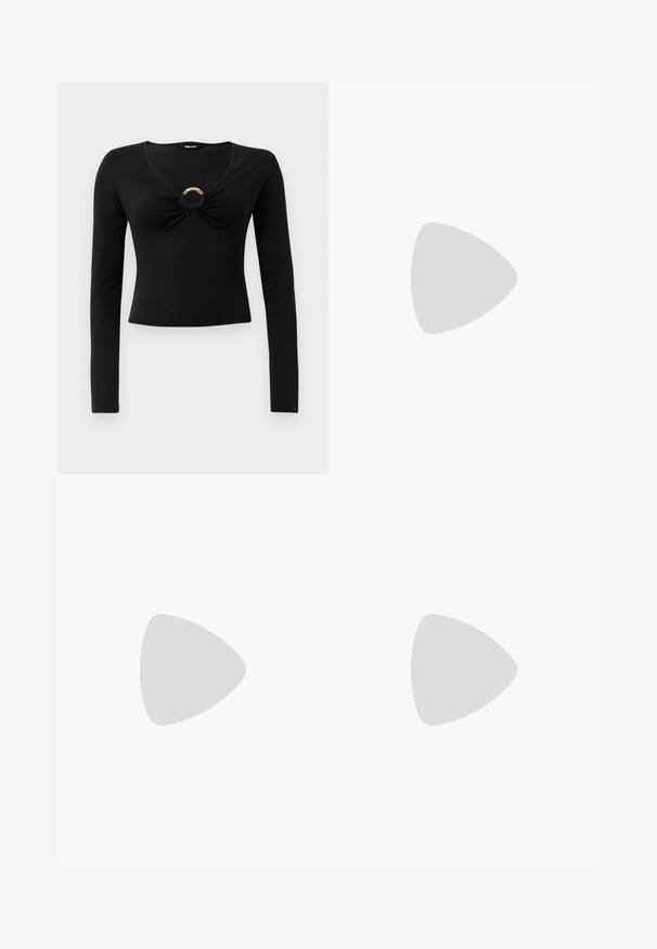 Melnā, garām piedurknēm, tops ar V veida kakla izgriezumu, ar sakrocītu audumu krūšu daļā un noapaļotu metāla akcentu centrā. Mīksts, elastīgs materiāls.; Čības ādas raksta zīmuļsvārki bēšā, brūnā un melnā krāsā. Sānos ir rūtošana un šķiršanās apakšmalā. Gluda tekstūra.; Melnas ādas augstpapēžu kurpes ar smailu purngalu un leoparda raksta akcentu aizmugurē, ar zeltainiem elementiem papēdī.; Melna ādas rokassoma ar izliekumu formu, zelta čūskas akcents un ķēdes siksna. Iezīmējas ar atloku aizdari un metāla logo plāksni.