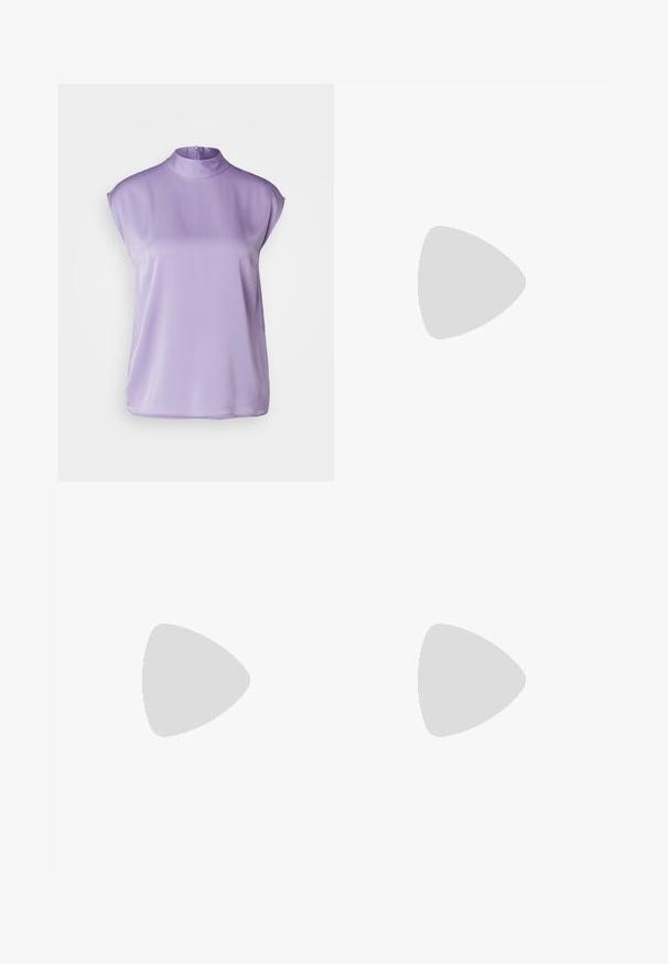 BOSS BIDRIZ - Palaidinė - medium purple; Juodi pritaikyti kelnių modeliai su tiesiomis kojomis, pasižyminčios lygiomis tekstūromis ir ryškiomis klostėmis priekyje. Nėra matomų detalių.; Juodas odinis pavasario batelių modelis su smailiu nosiu, turintis siaurą kulniuką ir auksinės spalvos akcentu reguliuojamoje juostoje. Lygi tekstūra.; Juoda odinė rankinė su struktūrizuotu dizainu, turi trumpą formą, viršutinę rankeną ir auksinius akcentus. Pridėtas reguliuojamas peties diržas.