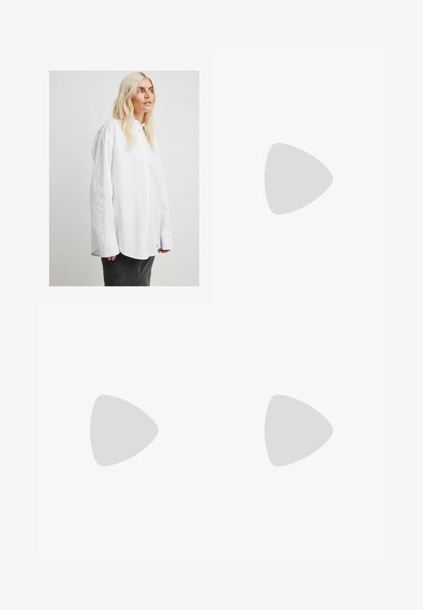 NA-KD Skjortebluser - white; KARL LAGERFELD WIDE-LEG MID-RISE - Flared jeans - light blue denim; Calvin Klein Jeans WEDGE - Sandaler m/ kilehæl - triple black; Calvin Klein Jeans ALICE SMALL FLAP BAG - Håndtasker - black