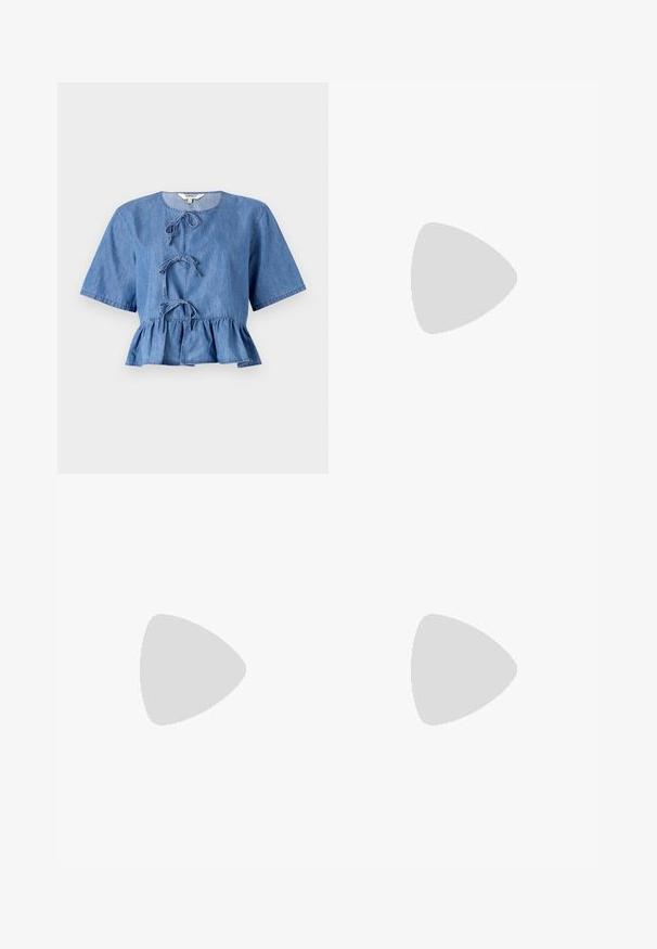 Blue denim blouse with short sleeves, round neck, front ties, and a peplum hem. Smooth texture with a casual design.; Black flared jeans made of denim. Features a button closure, five pockets, and a smooth texture. The flared leg starts below the knee.; Black leather pointy-toe pump with an ankle strap and a chunky heel. Flat texture, sleek design, and minimalistic aesthetics.; Black leather tote bag with smooth texture, rectangular shape, and two long handles. No visible hardware or embellishments.