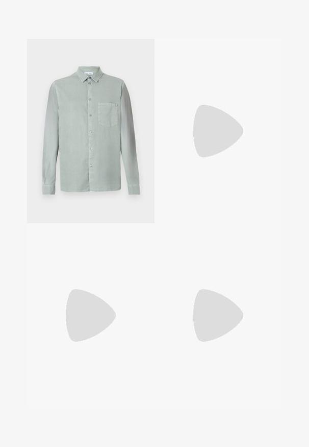 Svetlozelená košeľa s dlhým rukávom, s golierom na zapínanie, prednou vreckom a mierne textúrovanou tkaninou. Obsahuje zhodné gombíky.; YOURTURN SUMMERISH SUIT TROUSERS UNISEX - Šortky - black; Čierna kožená šnurovacia topánka s okrúhlou špičkou, štruktúrovanou gumovou podrážkou a žltým prešitím okolo základne. Plný dizajn a hladký povrch.; Čierne slnečné okuliare s zakriveným rámom a tmavými šošovkami. Majú matný povrch a na boku je uvedené meno značky "ARNETTE".
