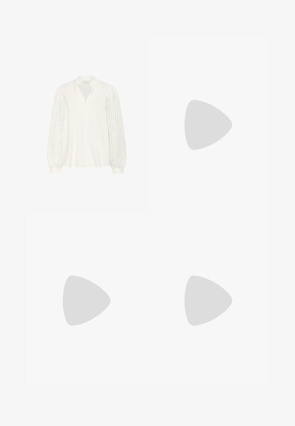 Kaffe Bluse - chalk; Lysblå denimjeans med lige pasform, høj talje, to forlommer og klassisk knaplukning. Subtile falmninger og ingen dekorationer.; Brune nubuck balletflade med spids tå, spænde detaljer på en rem og en flad sål. Glat tekstur med et minimalistisk design.; Runde, bruntonede solbriller med en glansfuld bordeauxramme. Slanke arme med diskret brandingdetalje. Flad linsedesign.