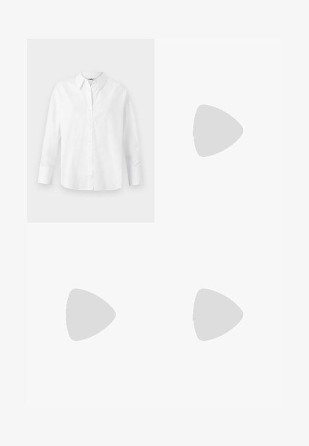 Λευκό πουκάμισο με γιακά και μακριά μανίκια, φτιαγμένο από λεία ύφασμα. Διαθέτει κουμπιά μπροστά και χαλαρή εφαρμογή. Δεν έχει σχέδια ή διακοσμητικά στοιχεία.; Μαύρα τζιν με φαρδιά μπούτια και ψηλή μέση, διαθέτουν πέντε τσέπες, διακριτές ραφές και κλείσιμο με κουμπί μπροστά.; Μαύρες πατέντες σανδάλια με τακούνι, τετράγωνη μύτη, ιμάντες αστραγάλου και ασημένιες πόρπες. Διαθέτουν χοντρό μπλοκ τακούνι για σταθερότητα.; Μαύρη δερμάτινη τσάντα tote με λείο υφή, ορθογώνιο σχήμα και δύο μακριές λαβές. Χωρίς ορατό υλικό ή διακοσμητικά στοιχεία.