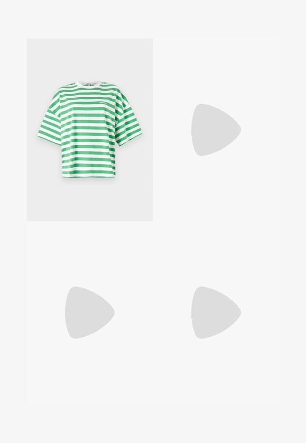 T-shirt listrado em verde e branco, feito de algodão macio, com decote redondo e mangas curtas, apresentando um pequeno logotipo na frente.; Calças de ganga retas em tom de ferrugem com bolsos frontais e traseiros, rebites metálicos, fecho de botão e passadores de cinto, dispostas em plano sobre um fundo branco.; Tênis de camurça castanha com três riscas escuras, parte frontal com atacadores texturizados e calcanhar preto contrastante. Conta com sola de borracha e marcação dourada.; Bolsa tote de couro castanho com uma textura suave, design de abertura superior e duas alças para o ombro. Apresenta costura mínima e sem hardware visível.