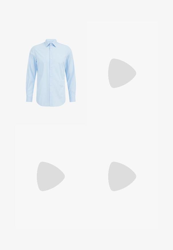 WE Fashion FUNDAMENTALS - Srajca - ice blue; Mornarsko modra dolgosleča polo pulover iz pletenine, z klasikim ovratnikom, ščitom s tremi gumbi in rebrastimi manžetami.; Bež hlače ravnega kroja, z enim črnim gumbom, zanke za pas in stranskimi žepi. Gladka tekstura tkanine in minimalističen dizajn.; Mango Elegantni čevlji brez vezalk - black