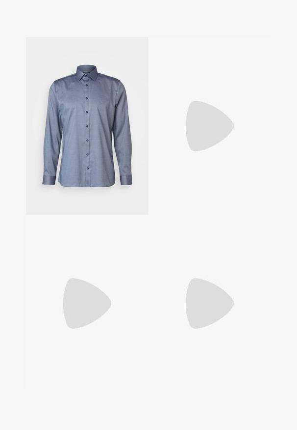 OLYMP No. Six SIX SUPER SLIM - Businesshemd - marine; Set aus fünf T-Shirts in Schwarz, Weiß und Marineblau. Baumwollstoff, kurze Ärmel, Rundhalsausschnitt und schlichte Textur ohne Muster.; Grüne gemusterte Hosen mit einem Schlangenmusterdruck in Brauntönen und Orange, gerade geschnitten und mit einer glatten Textur.; Schwarze Lederloafer mit glatter Oberfläche, abgerundetem Zehenbereich und einem kleinen dekorativen Riegel. Ausgestattet mit einem niedrigen, gestapelten Absatz und einem dezenten Markenlogo.