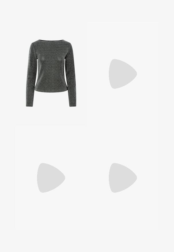 Top a maniche lunghe in tessuto nero strutturato con design aderente, caratterizzato da una scollatura ampia e finitura liscia.; Jeans in denim blu chiaro con leggera sbiaditura, cinque tasche, chiusura con bottone e gamba dritta, su sfondo bianco.; Scarpe sportive con tomaia in pelle bianca, punta in suede grigia e tre strisce nere. Presentano un logo blu sulla linguetta e una suola in gomma testurizzata.; Occhiali da sole sportivi neri con lenti curve, montatura in plastica leggera e tempie texturizzate. Design raffinato con pezzo nasale integrato.; Borsa a mano in pelle intrecciata nera con un design morbido, dotata di una tracolla annodata e di un piccolo chiodo decorativo in oro nella parte superiore.