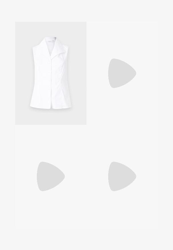 Blusa bianca senza maniche con colletto punta, dotata di chiusura con bottoni frontale e una vestibilità sagomata che si allarga in vita. Tessuto morbido al tatto.; Pantaloni a gamba larga in cotone beige chiaro. Caratterizzati da vita alta, tasche anteriori e un taglio dritto. Orlo pulito senza motivi.; Sneaker bianca con finitura liscia, accentuazione nera sul tallone e design con lacci. Presenta il marchio "Calvin Klein" sul lato. Stile minimalista.; Orecchini in metallo argento caratterizzati da forme arrotondate, con una finitura lucida e delicate incisioni del marchio "BOSS" nelle sezioni inferiori.