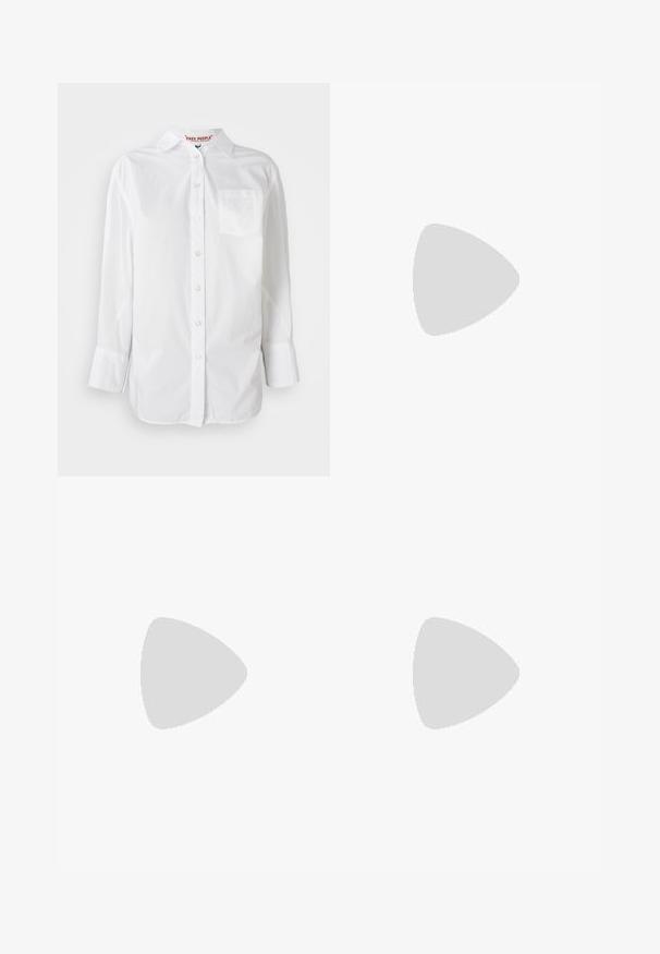 Witte langemouwen overhemd met knopen, een kraag en een borstzak, weergegeven tegen een egale achtergrond.; Hoge taille blauwe denim jeans met een wijde pijp, voorzien van een voorkraag, koperen knoopsluiting en contrasterende stiksels.; Lichtgrijze suède sneaker met witte leren accenten, drie witte strepen en een bruine rubberen zool, met een gewatteerde kraag voor comfort.; Geel doorzichtige zonnebril met turquoise lenzen, vierkante vorm en een unieke schuin aflopende montuurontwerp met gegraveerde details.