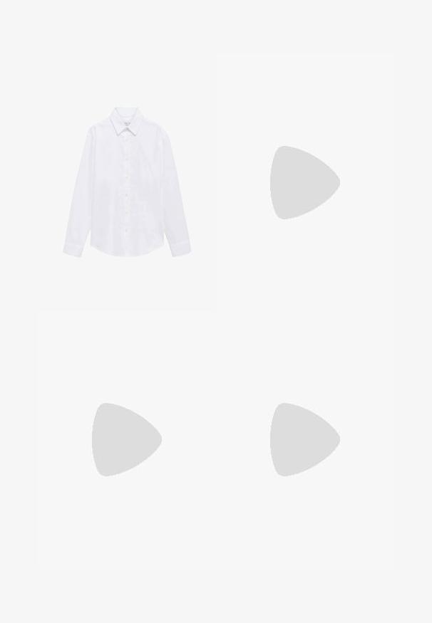 Hvid langærmet skjorte i bomuldsstof. Har spids krave, knaplukning og enkelt manchet. Minimalistisk design uden mønstre.; Beige, højtsiddende bukser med lige snit, med flad forkant, sidelommer og et glat, tekstureret stof.; Sorte læder loafers med en glat finish, der har et syet design og et dekorativt metal kædeaccent hen over vamps. Flad hæl.; Sorte solbriller med rektangulær form, mørke linser, sølvdetaljer ved tindingerne og en mat finish på stellet.