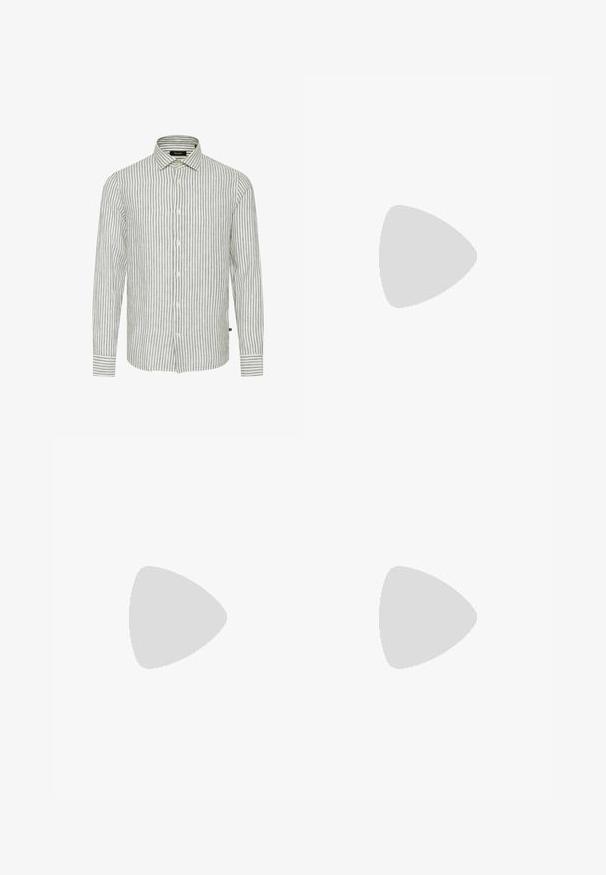 Grå och vit randig skjorta med knappar och långa ärmar, klassisk krage och framknappar; har texturerad tyg med en avslappnad design.; Smala jeans i blekt grå denim, med slitna detaljer vid knäna, kombinerat med vita sneakers. Slät struktur, slim fit-design.; Vita lädersneakers med perforeringar, rund tå, platt sula och tjocka snörning, med en synlig swoosh-logga och "AIR" på hälen.; Snygg klocka i silverfärgad rostfritt stål med en marinblå urtavla, metalliska timmarkörer och en datummarkering vid klockan tre. Vattentålig ner till 50 meter.