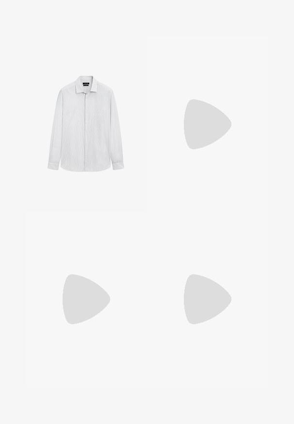 Camicia da uomo a maniche lunghe bianca con sottili righe verticali grigie, abbottonatura frontale e colletto a punte.; Pantaloni neri realizzati in tessuto con una superficie liscia. Presentano una chiusura con bottone, passanti per cintura e tasche laterali. Design a gamba dritta standard.; Sneaker in pelle nera a basso profilo con lacci neri e suola avorio, mostrato di profilo su sfondo bianco.; Occhiali da sole neri e oro con forma quadrata, montatura metallica, lenti grigio scuro e punte delle aste nere. Presentano un design a doppio ponte.