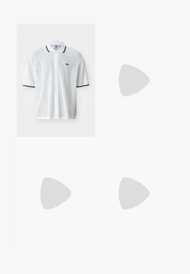 Hvid mesh polo shirt med knaplukning foran, kontrasterende grøn krave og ærmeaccentuer, med et lille grønt logo på brystet.; Beige, lette bukser med elastik i taljen og lige ben. Har sidelommer og diskret syning. Glat overflade, afslappet design.; Brun og creme sneakers med en netoverdel, strukturerede overlays og en rund, tyk hvid sål. Har en lav profil på tungen og snørebånd.; Teal stof crossbody tas med korte håndtag, lynlåslomme, frontlomme med klap, justerbar rem og Carhartt-logo på forsiden.