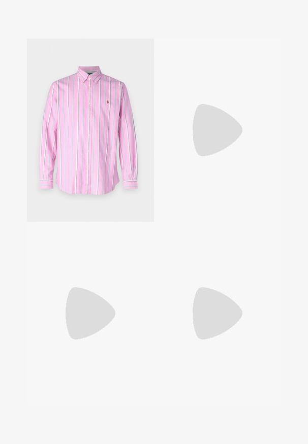 Polo Ralph Lauren LONG SLEEVE SPORT SHIRT - Chemise - pink; Polo shirt blanc en coton, avec un col classique, une patte de boutonnage à trois boutons et une poche sur la poitrine à gauche ; petit logo en bas.; Pantalons élastiques couleur marron clair avec cordon de serrage, comportant deux poches latérales et une coupe décontractée. Le tissu semble lisse avec un léger éclat.; Baskets en beige, crème et vert olive, dotées de matériaux en daim et cuir, d'un bout rond, d'un design minimaliste et d'une semelle en caoutchouc.