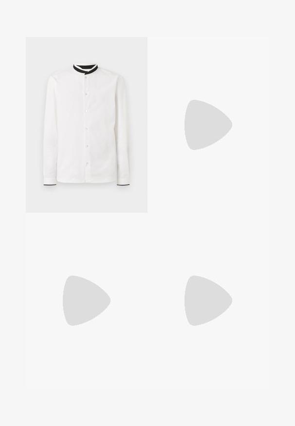 The Kooples CHEMISE - Camisa - white; Tiger of Sweden TIMOTEE - Shorts - black; Stuart Weitzman CLUB CLASSIC PENNY LOAFER - Mocasines elegantes - black; Tiger of Sweden VASTON UNISEX - Bolso shopping - soft latte