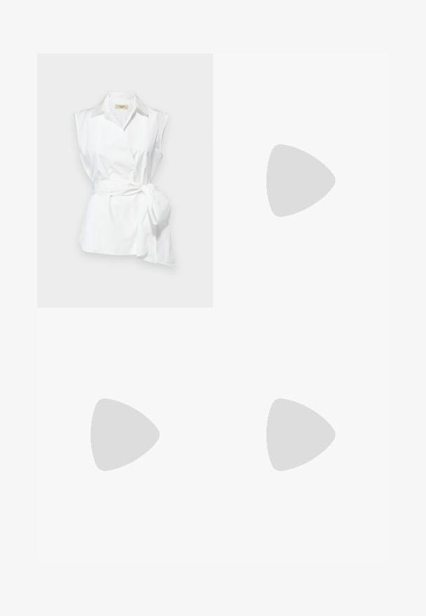 WEEKEND MaxMara DAKAR - Hemdbluse - bianco ottico; Helle rosa, weit geschnittene Hosen mit einer glatten Textur, ausgestattet mit einem Standardbund und klaren Falten vorne für Struktur.; Schwarze Leder-Ballettschuhe mit abgerundeter Spitze, glatter Textur, minimalen Nähdetails und einem flexiblen Sohlen-Design.; THEMOIRè PHOEBE KNOTS - Shopping Bag - black