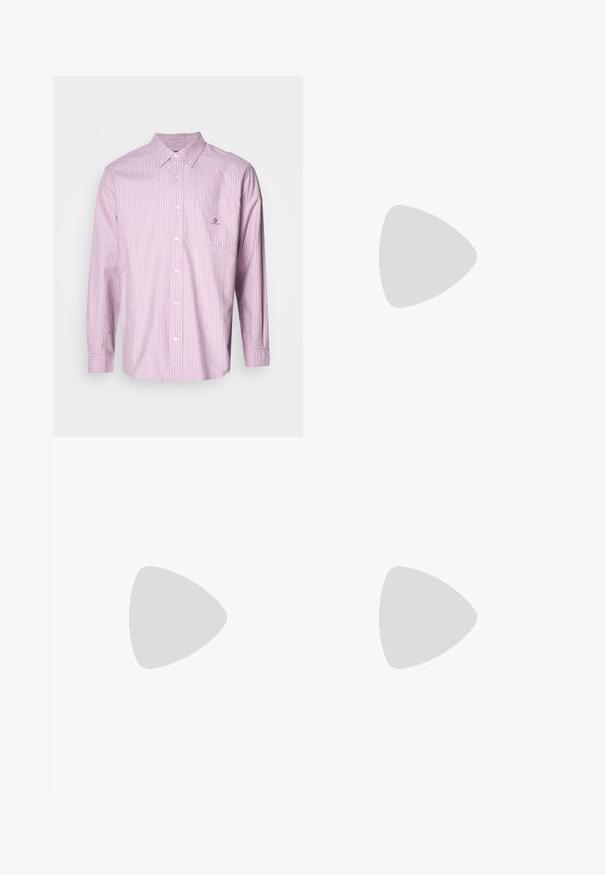 Camisa de botones de manga larga en rosa claro con rayas verticales blancas, tela de algodón, cuello, bolsillo frontal y detalle de logo en el bolsillo.; Camiseta blanca de manga larga hecha de algodón. Presenta un pequeño logo multicolor en el pecho. Diseño simple con puños acanalados.; Jean de mezclilla azul claro con diseño de pierna recta, con una cintura de altura media, cinco bolsillos y un cierre de botón y cremallera.; Zapatillas de ante rojo con diseño de tres rayas blancas y texto dorado "Gazelle". Cuenta con una suela de goma y un talón texturizado.