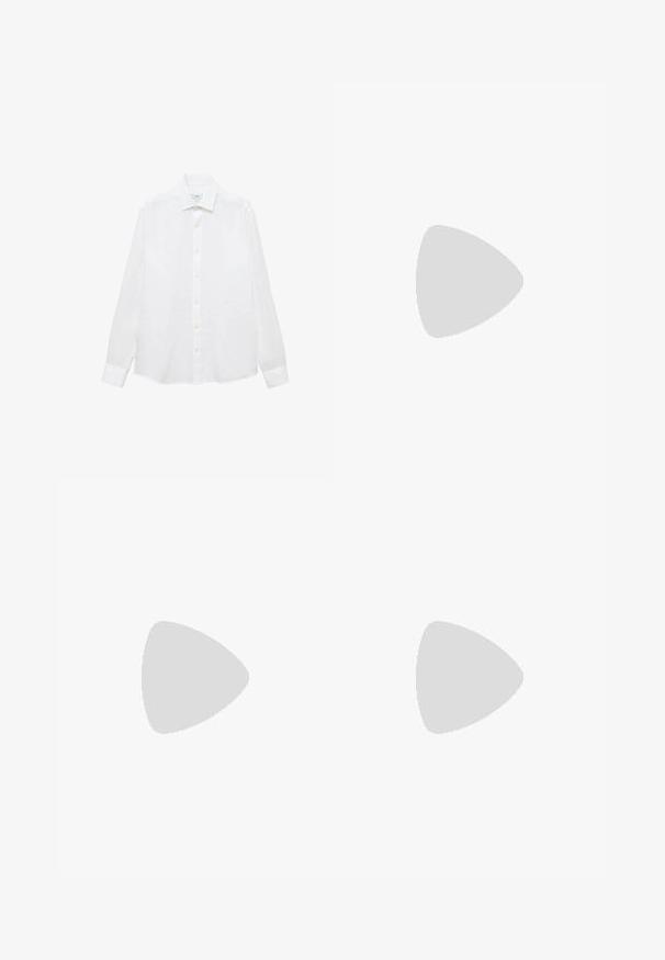 Weißes Langarmhemd aus Baumwolle. Mit button-down Kragen, Knöpfen vorne und geradem Saum. Keine Muster oder Akzente.; Khakifarbene Baumwollhose mit geradem Bein, ausgestattet mit einem Knopfverschluss, zwei vorderen Taschen und einer glatten Textur.; Braunes Leder-Schuh mit durchbrochener Dekoration, strukturierten Seiten, flacher Sohle und einer dekorativen Schleife an der Oberseite. Klassisches Design mit einer glatten Oberfläche.; Schwarze rechteckige Sonnenbrille mit dunklen Gläsern, die eine markante Form und eine Markierung am Bügel aufweist. Getragen von einer Person in einem grünen Hemd.; Pier One SET - Uhr - black/brown