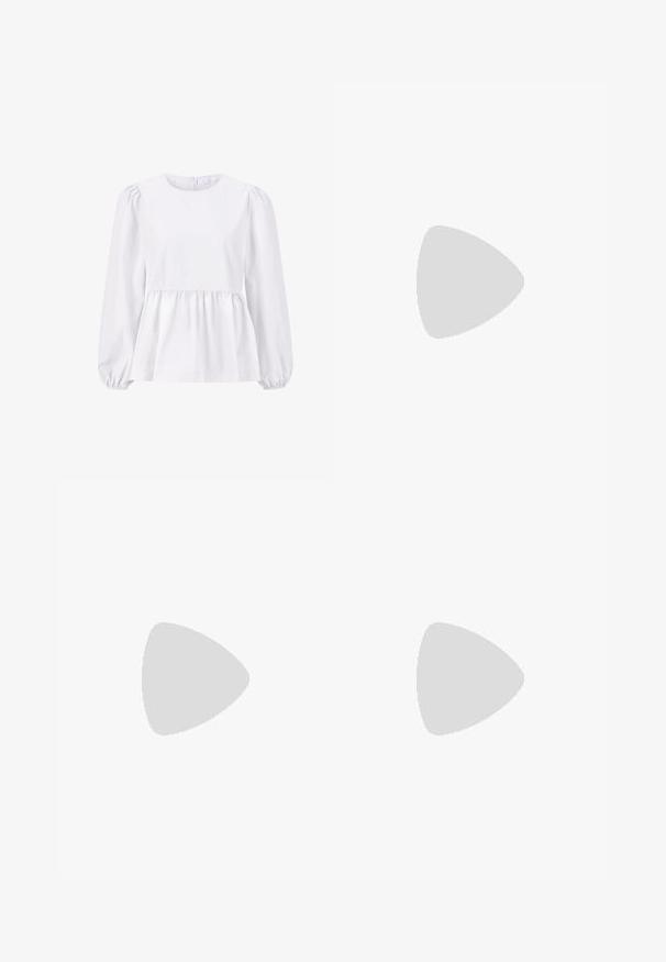 Blusa bianca con collo rotondo, maniche lunghe a sbuffo e vita a peplum arricciata. Realizzata in tessuto liscio senza disegni o decorazioni.; Pantaloni ampi marroni con una texture liscia, caratterizzati da una vita alta e pieghe frontali. Il tessuto è leggero e scorre liberamente.; Sandali con tacco in vernice nera, con punta squadrata, cinturini alla caviglia e fibbie in argento. Presentano un tacco a blocco spesso per maggiore stabilità.; Orecchini a cerchio in tono oro con una finitura liscia e lucida. Presentano una forma a mezza luna e una chiusura a perno sicura.