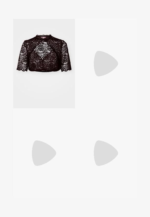 Krüger Dirndl SYDNEY - Bluse - schwarz; Off-shoulder maxikjole i marineblå med hvite og gull blomster mønster. Tettsittende silhuett med blaffende kant, laget av glatt, elastisk stoff.; Marineblå kilehæl sandal med kryssende stropper, en teksturert plattform av naturlig fiber og en gullmetallisk detalj på bunnen.; Svart lær skulderveske med en buet form, slank håndtak og glidelås. Har en glatt tekstur og subtil logo detaljer.