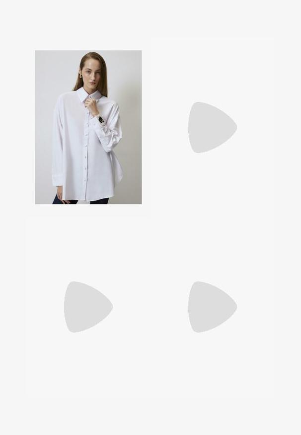 Touché Privé Camicia - white; Gonna nera in satin con una texture liscia e lucida, caratterizzata da una semplice linea diritto e una vita elasticizzata per una vestibilità sicura.; Infradito neri con suola in gomma testurizzata, due cinghie sottili e un sottile dettaglio del logo impresso sulla cinghia.; Occhiali in tartaruga con lenti ovali e una finitura liscia e elegante. Presentano aste sottili con una leggera curva alle tempie. Lenti trasparenti.; Borsa a tracolla in suede marrone con una superficie liscia e testurizzata, una parte superiore curva e una singola tracolla. Costruzione resistente con hardware minimal.
