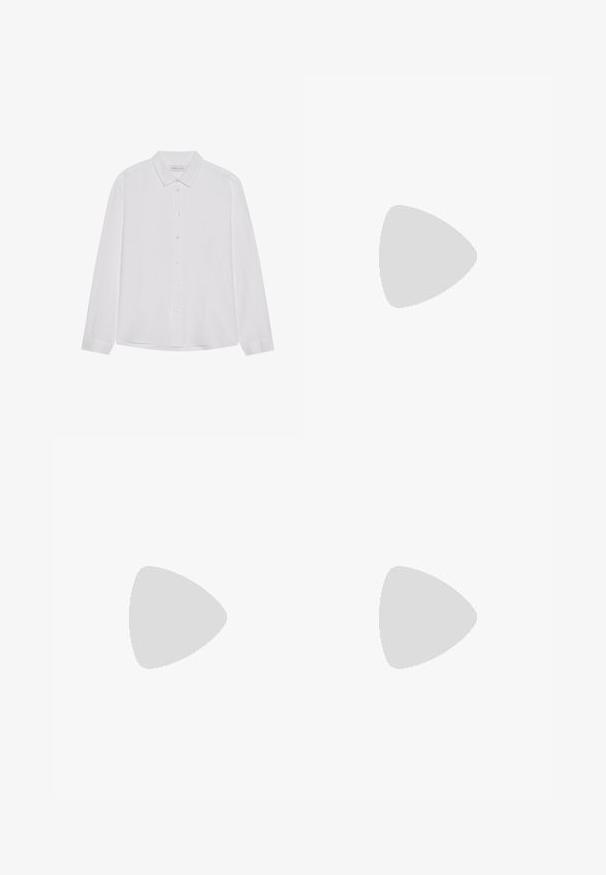 Camicia bianca a maniche lunghe realizzata in tessuto leggero, con colletto a punta, chiusura con bottoni e polsini standard. Texture liscia.; Pantaloni da abito grigio a righe con gamba larga, pieghe frontali, passanti per cintura, tasche laterali e chiusura a bottone nera.; Mocassini in pelle marrone con accentuazione in tela taupe, dettaglio cucito e suola in gomma testurizzata progettata per comfort e durata.; Occhiali rettangolari marroni con lenti trasparenti e tonalità viola. Montatura in plastica liscia con stanghette dritte e accenti sottili.; Set di cinque anelli in argento con vari design: un motivo a catena, una fascia liscia, una fascia punteggiata e dettagli in filigrana.