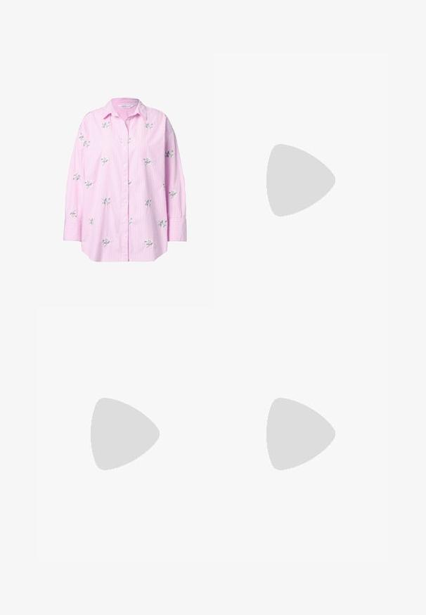 Camicia button-up a righe rosa con ricami floreali, caratterizzata da una vestibilità comoda e maniche arrotolate. Il materiale sembra leggero con una texture liscia.; T-shirt bianco in cotone con maniche corte e collo rotondo. Presenta un'etichetta rosa all'interno del collo. Texture liscia.; Pantaloni corti rosa chiaro in tessuto texturizzato, con vita elastica e coulisse, dal taglio rilassato e svasato.; Sandalo beige con cinturini e tacco a blocco, realizzato in materiale sintetico liscio, punta quadrata e cinturino alla caviglia regolabile con fibbia argentata.; Pochette bianca con decorazioni testurizzate a forma di conchiglia scallop. Presenta un manico intrecciato e una tracolla in catena argentata per maggiore versatilità.